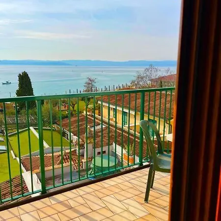 Attico Fronte Con Vista Mozzafiato * Sirmione